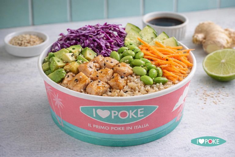 Healthy Poke Bowl Pollo e Cavolo Rosso