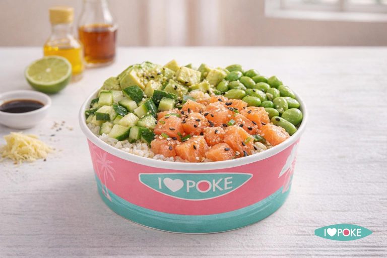 Healthy Poke Bowl Salmone Cetriolo e Edamame